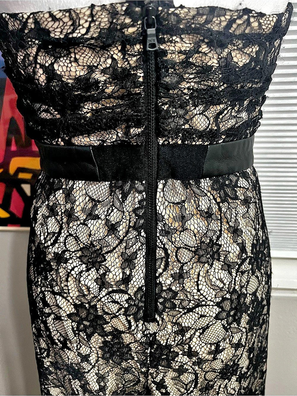 alice + olivia Black And Nude Lace With Leather Zipper Jumpsuit Small - Picture 4 of 16